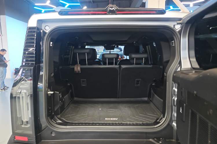 Used JETOUR Traveler 2023 2.0T All-Wheel Drive CrossPRO+
