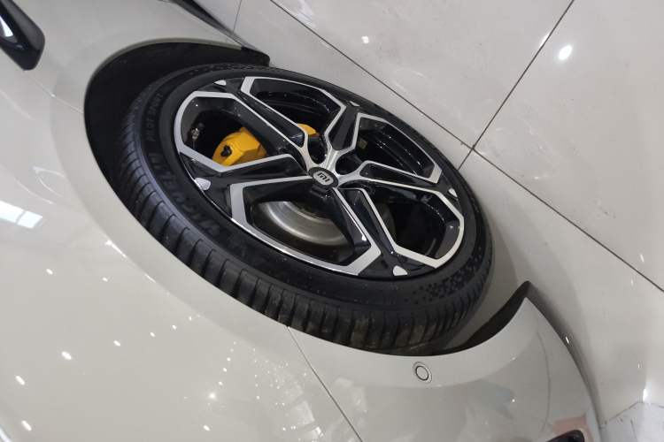 Used  SU7 2024 Four-Wheel Drive Ultra-Long Range Advanced Intelligent Driving Max Edition
