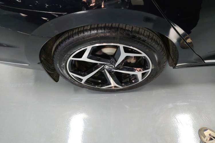 Used Volkswagen Passat 2024 380TSI Starry Luxury Edition
