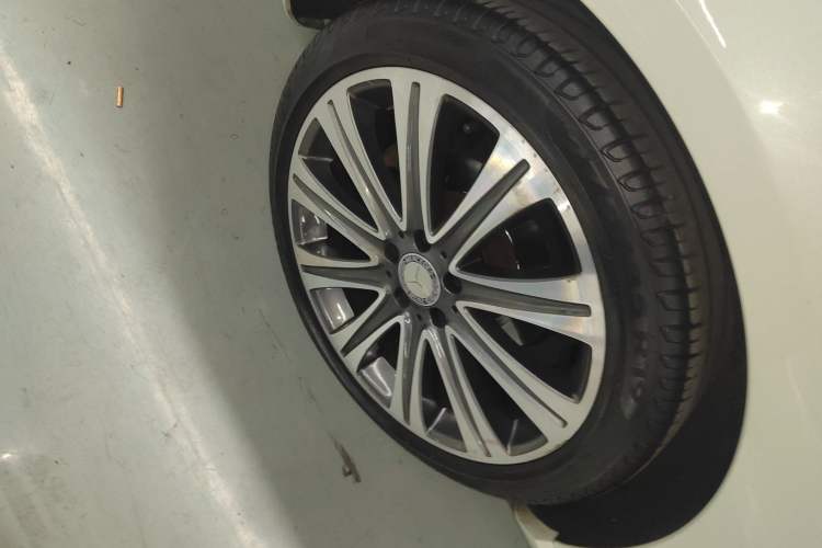 Used Mercedes-Benz E-Class 2016 E 300 L Luxury Model
