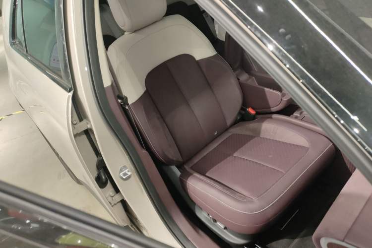 Used  firefly 2025 Illuminated Edition