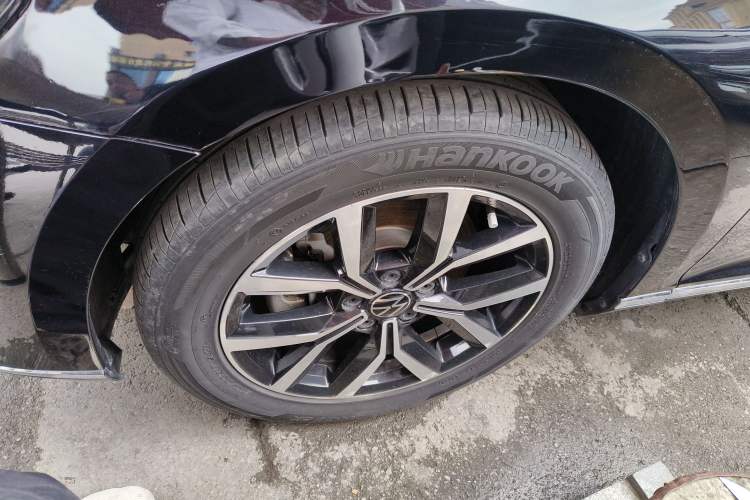 Used Volkswagen Magotan 2020 330TSI DSG Leading Model
