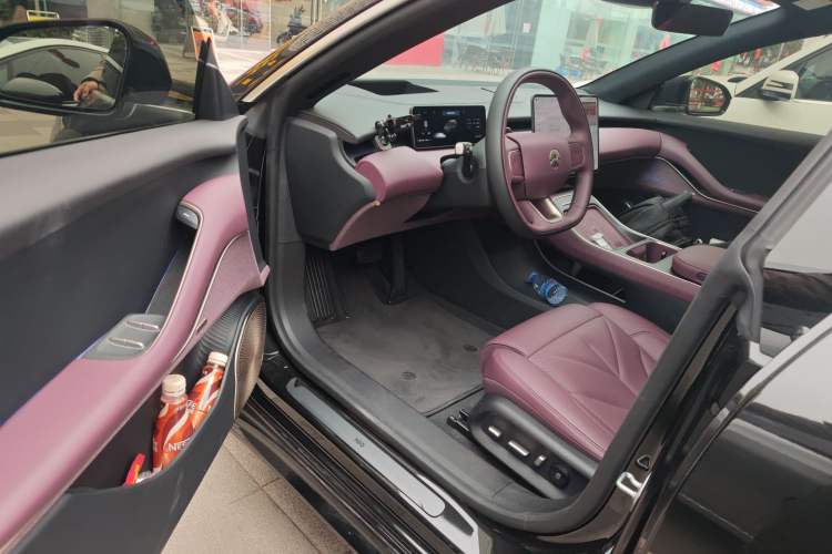 Used Nio ET5T 2025 75 kWh Touring