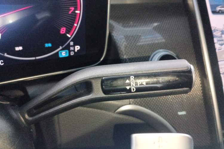 Used Mercedes-Benz GLC Coupe 2025 GLC 260 4MATIC Coupe SUV
