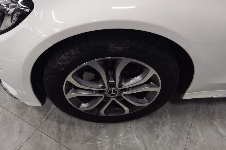 Used Mercedes-Benz C-Class 2017 Restyled C 180 L Fashion Edition Sport Version
