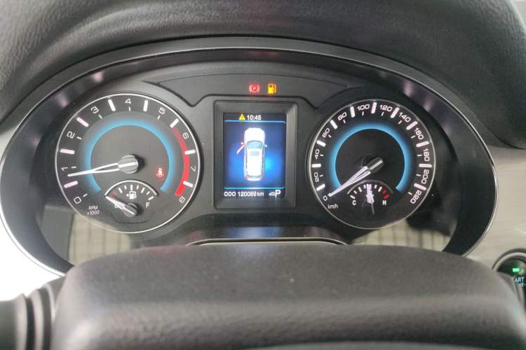 Used Haval H2 2017 Red-Label 1.5T Automatic Two-Wheel Drive Luxury Model
