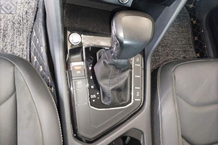 Used Volkswagen Tiguan L 2018 280TSI Automatic Two-Wheel Drive Comfort Edition
