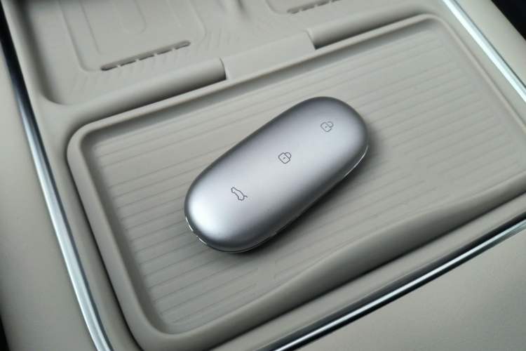 Used Li Auto L6 2024 Pro Model
