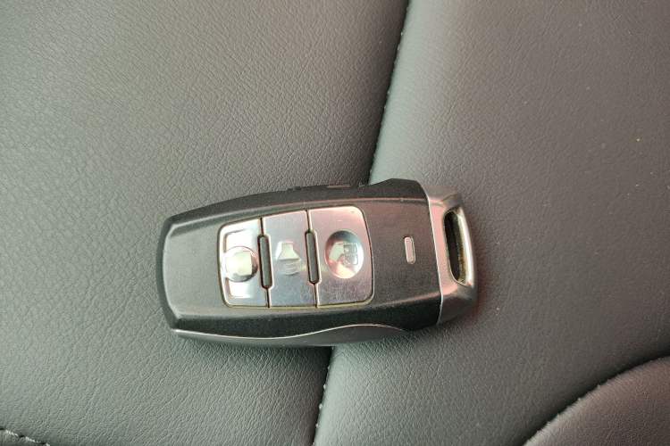 Used Haval H2 2017 Red-Label 1.5T Manual Two-Wheel Drive Comfort Model
