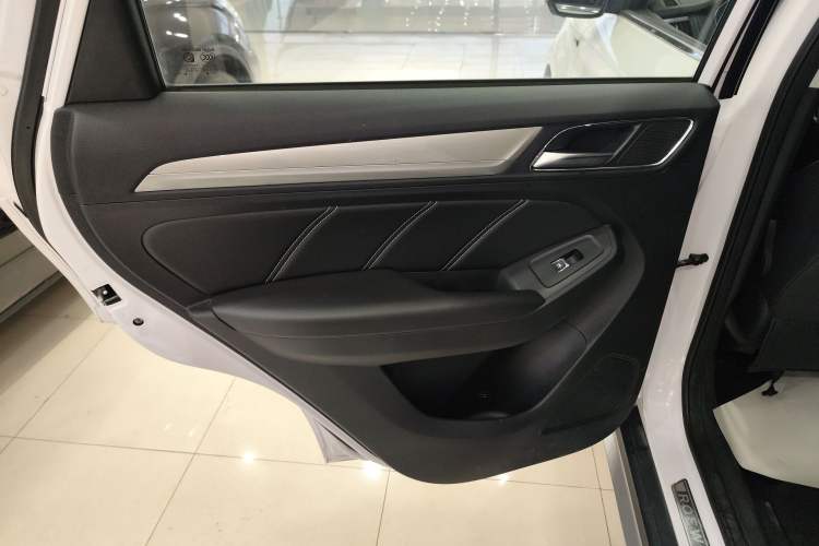 Used Roewe RX5 New Energy 2019 eRX5 50T Internet-Enhanced Flagship Edition
