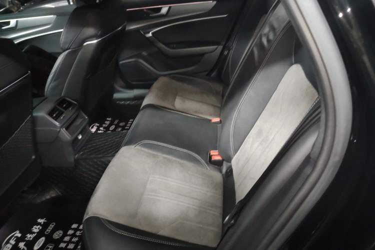 Used Audi A6L 2022 40 TFSI Luxury Dynamic Model
