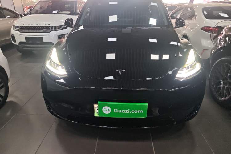 Used Tesla Model Y 2023 Rear-Wheel-Drive Version

