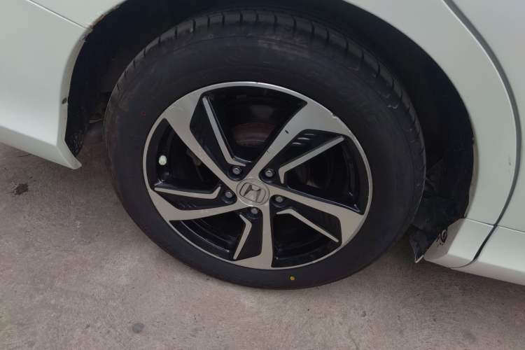 Used Honda Odyssey 2015 Revised 2.4L Luxury Edition