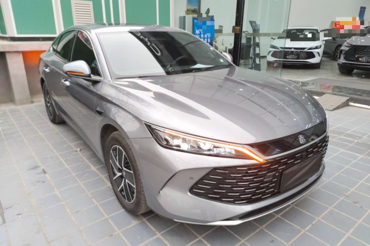 Used BYD Qin L 2025 DM-i Smart Drive 120KM Superior Model

