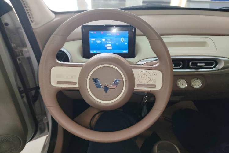 Used Wuling Hongguang MINIEV 2025 Four-Door Version Advanced Edition
