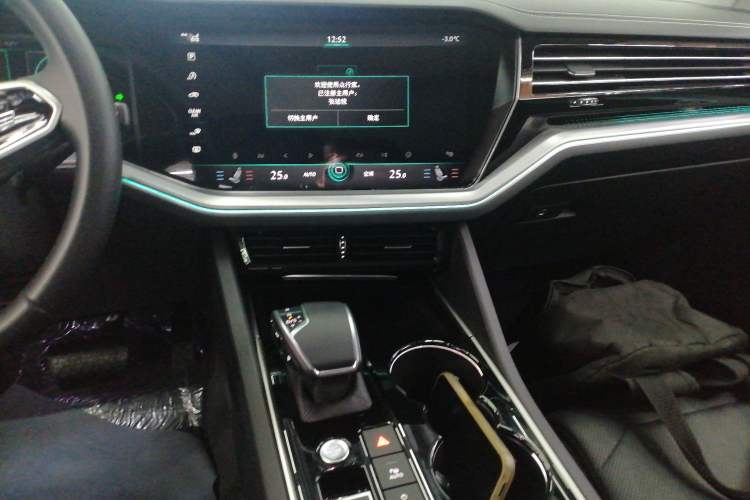 Used Volkswagen Touareg 2021 3.0 TSI Luxury Edition Black Diamond Sport Package
