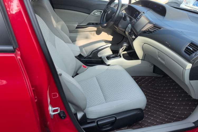 Used Honda Civic 2016 1.8L Automatic Comfort Version
