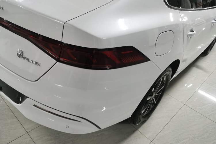 Used BYD Qin PLUS 2024 HONOR Edition DM-i 55KM Leading Model