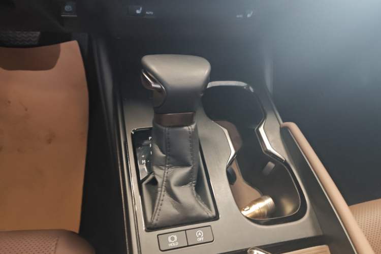 Used Lexus ES 2023 200 Excellence Edition