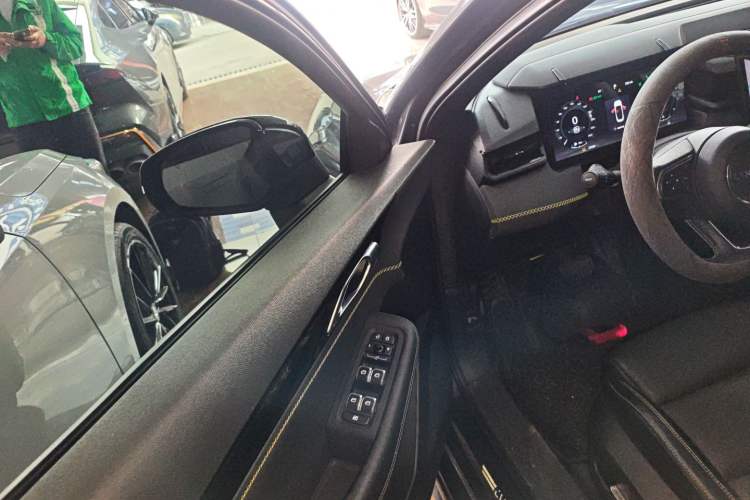 Used Lynk & Co 03 2023 1.5TD DCT JingPro