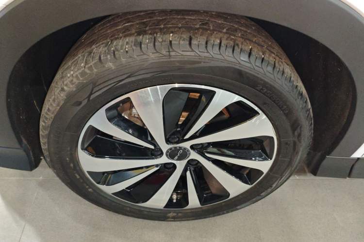 Used BYD Song PLUS New Energy 2024 HONOR Edition DM-i 110km Flagship Model
