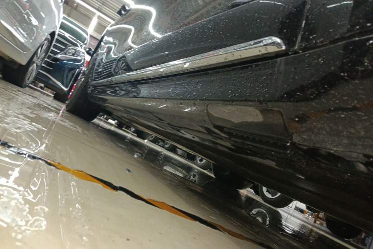 Used Hima Stelato S9 2024 All-Electric Max Rear-Drive Long-Range Version
