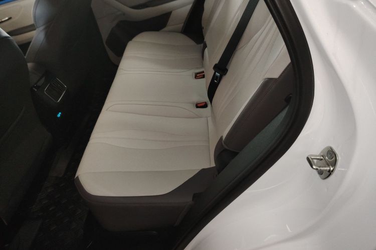 Used BYD Song PLUS New Energy 2025 EV Intelligent Driving Version 520km Premium Model
