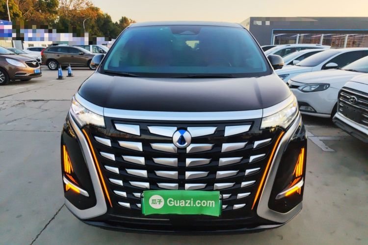 Used Denza D9 2022 DM-i 970 Four-Wheel Drive Prestige Model
