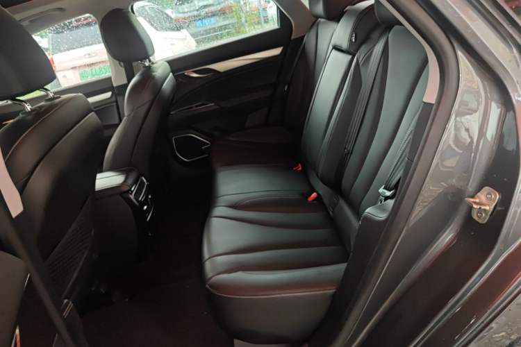 Used Geely Auto Emgrand GT 2020 1.8T Flagship Edition
