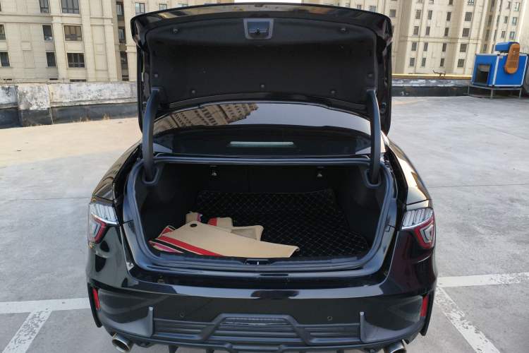 Used Lynk & Co 03 2022 1.5TD DCT JingPlus
