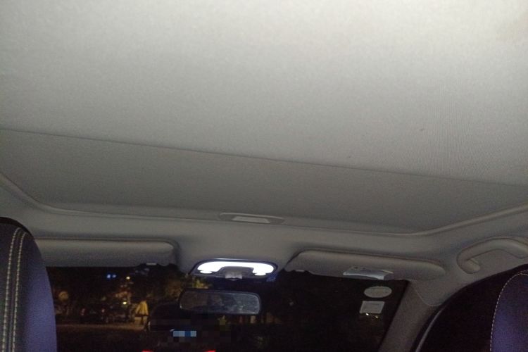 Used BYD Song 2016 GaiShi Edition 1.5TID Automatic Elite Model
