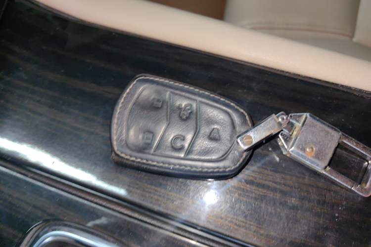 Used Cadillac XT5 2018 25T Luxury Model