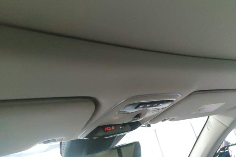 Used Lynk & Co 01 2019 2.0T Two-Wheel Drive Zhaopu Version China VI Standard
