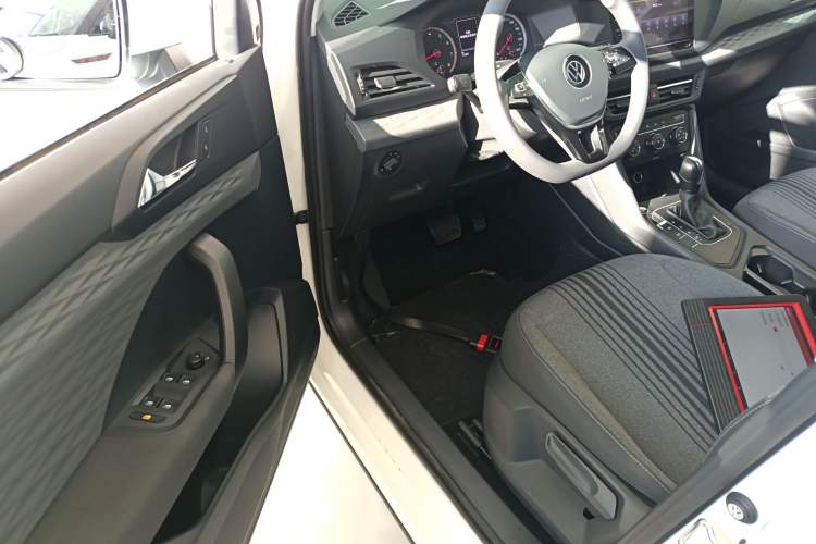 Used Volkswagen Tharu 2021 280TSI Two-Wheel Drive Trend Edition