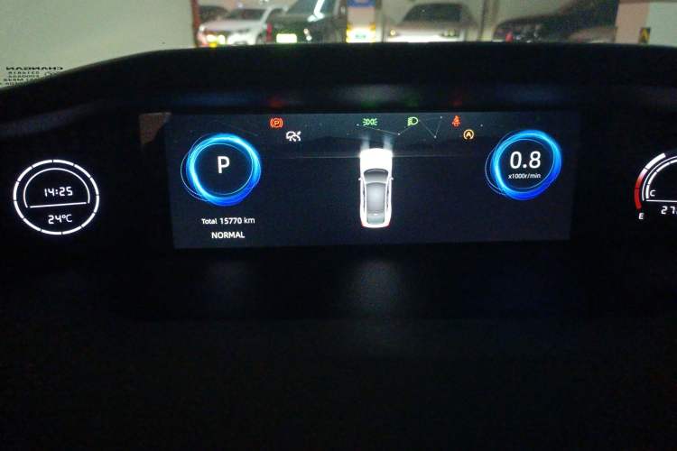 Used Changan UNI-V 2022 1.5T Prestige Version
