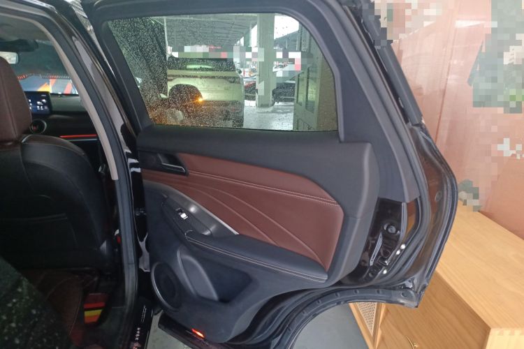 Used Wey VV6 2020 2.0T Two-Wheel Drive Smart Protection+
