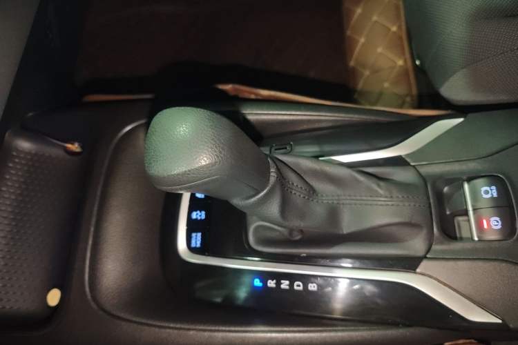 Used Toyota Levin 2019 Dual-Engine 1.8H E-CVT Luxury Edition China VI Standard