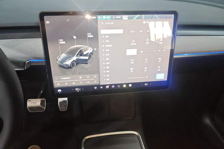 Used Tesla Model Y 2024 Long-Range All-Wheel-Drive Version