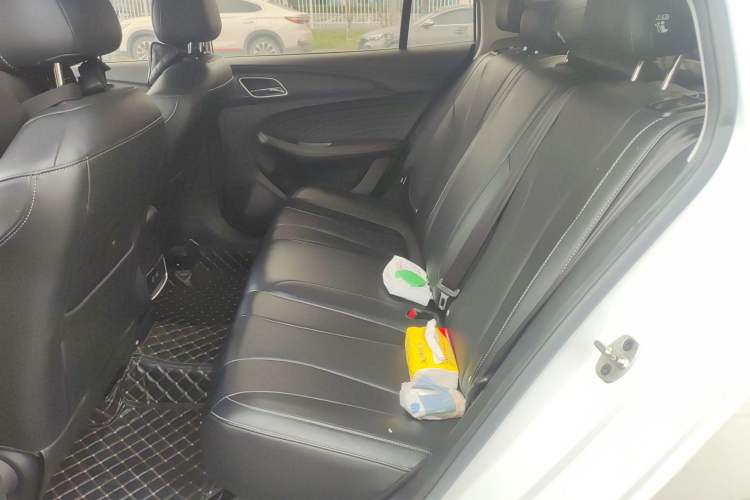 Used Roewe i5 2020 1.5L Automatic 4G Connect Luxury Flagship Edition