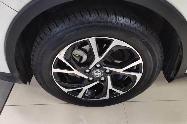 Used Toyota C-HR 2020 2.0L Leading Edition
