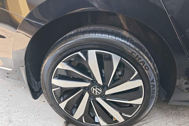 Used Volkswagen Passat 2023 Revised 380TSI Luxury Edition