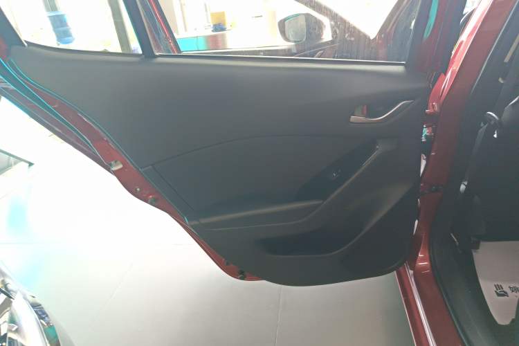 Used Mazda Mazda 3 Axela 2017 Sedan 1.5L Automatic Luxury Model Emission Standard China V
