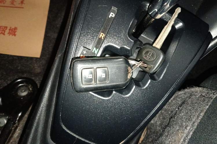 Used Toyota YARiS L 2017 1.5E CVT Dynamic Edition