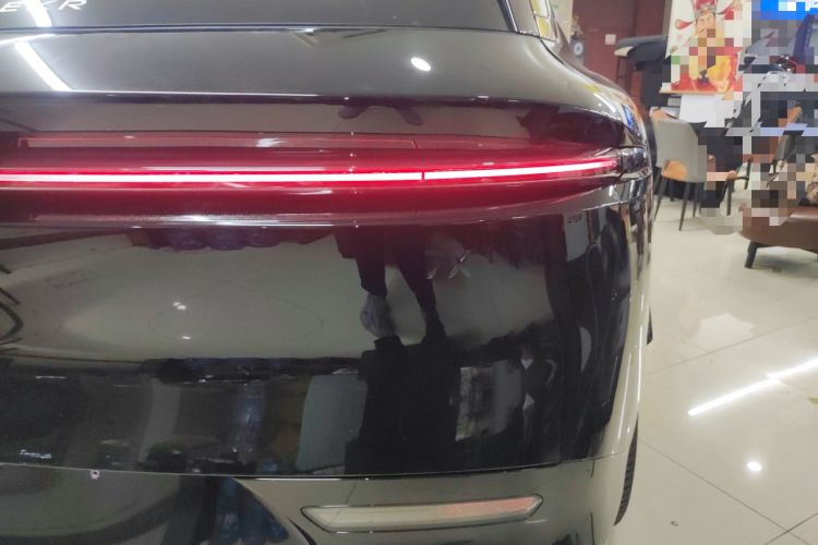 Used Zeekr 7X 2025 100 kWh Long-Range Rear-Wheel Drive with Intelligent Driving Features