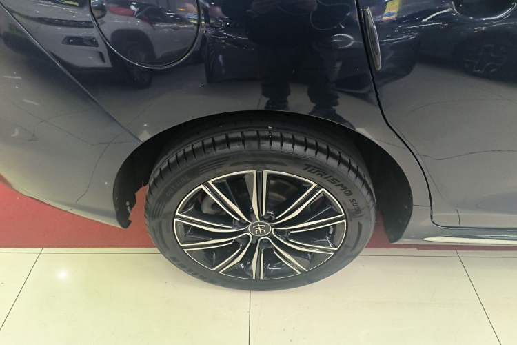 Used BYD Song MAX New Energy 2019 DM 1.5T Smart Connect Advanced 7-Seater China VI Standard
