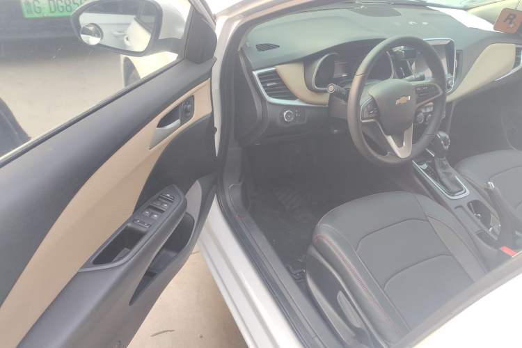 Used Chevrolet Monza 2020 320 Automatic Enjoyment Edition
