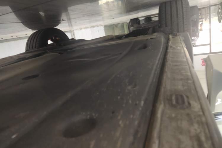 Used Volkswagen Tiguan L 2021 330TSI Automatic Two-Wheel Drive R-Line Enhanced Edition
