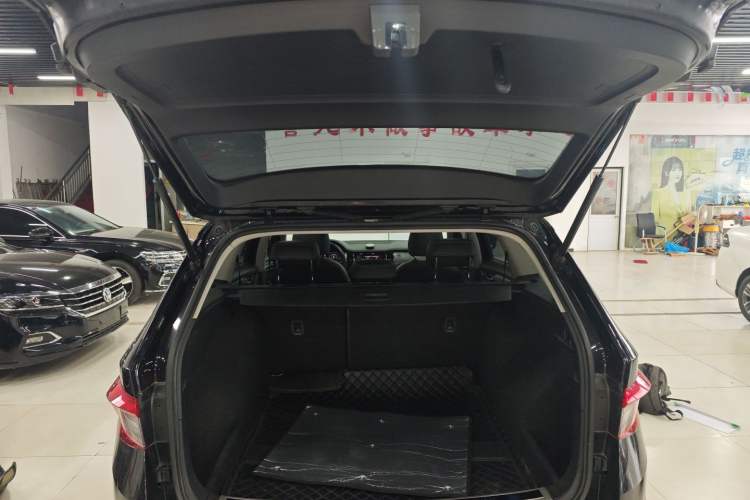 Used Skoda Kodiaq 2020 TSI330 5-Seater Two-Wheel Drive Comfort Edition
