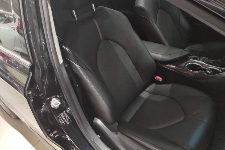 Used Toyota Camry 2019 Revised Version 2.5G Luxury Edition
