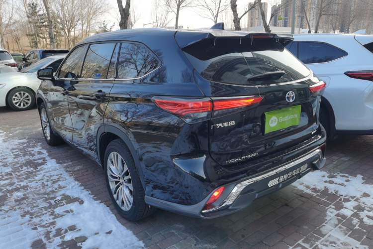Used Toyota Highlander 2023 2.5L Smart Electric Hybrid Dual-Motor All-Wheel-Drive Luxury 7-Seater
